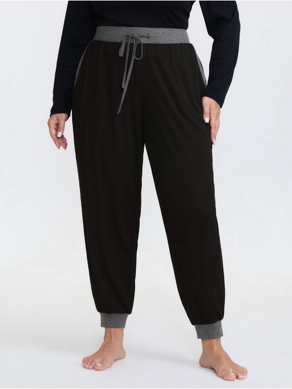 BloomChic Contrast Drawstring Joggers